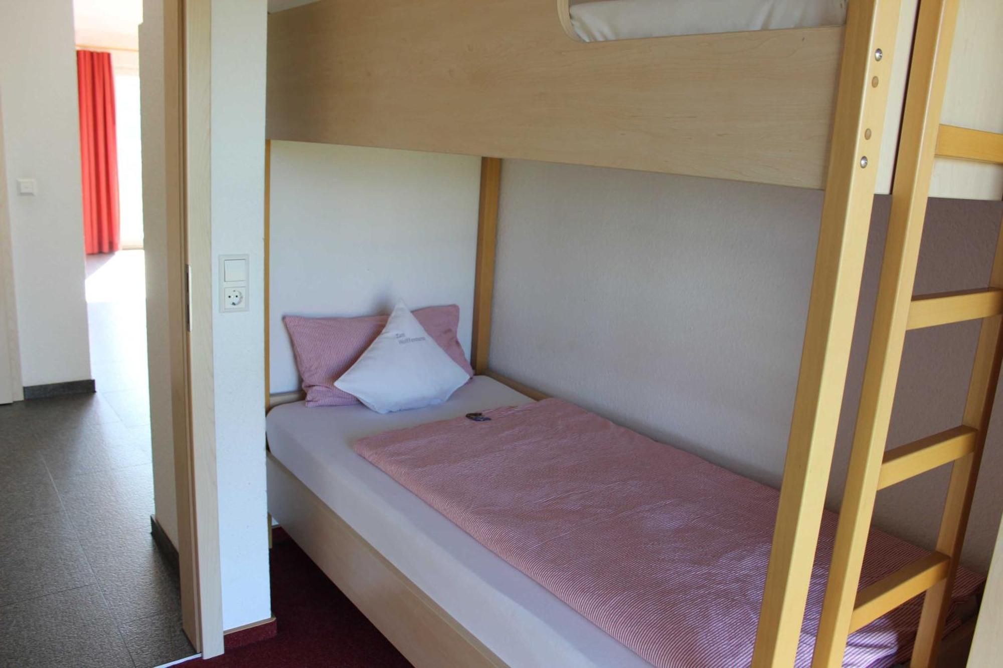 Gaestehaus Zum Wolffenturm Lehrensteinsfeld Bilik gambar